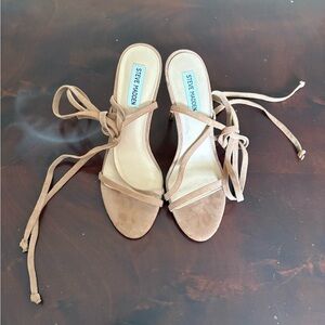 Steve Madden Suede Nude Lace-Up Sandals 8.5